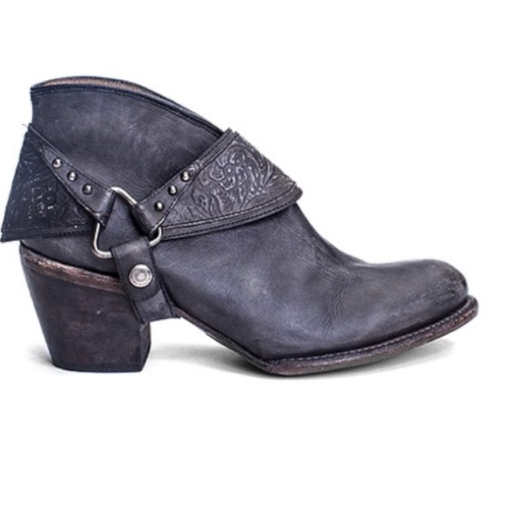 Matisse Handmade Boots with Removable Harness